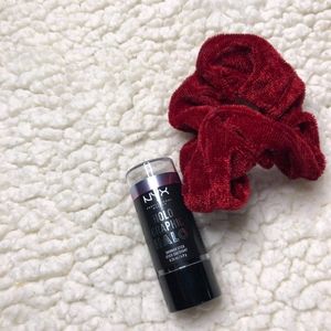 Nyx Holographic Halo